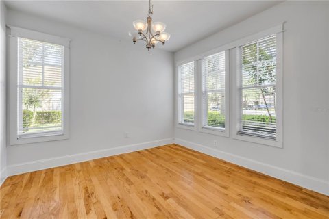 Casa en venta en Valrico, Florida, 4 dormitorios, 219.62 m2 № 1850964 - foto 9