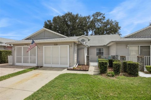 Casa en Leesburg, Florida 2 dormitorios, 111.11 m2 № 2386734