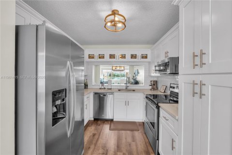 Copropriété à vendre à Tamarac, Floride: 2 chambres, 114.08 m2 № 2025555 - photo 8