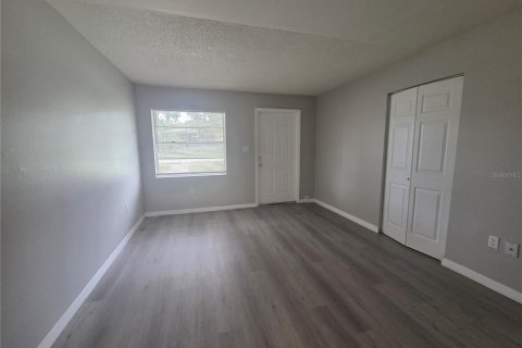 Apartamento en alquiler en Leesburg, Florida, 2 dormitorios, 69.77 m2 № 1916897 - foto 4