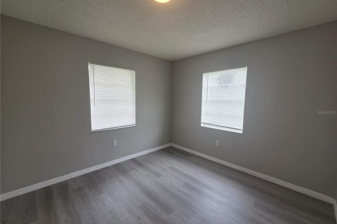 Apartamento en alquiler en Leesburg, Florida, 2 dormitorios, 69.77 m2 № 1916897 - foto 7