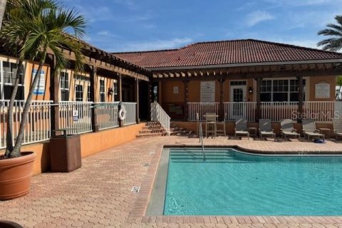 Condominio en venta en Tampa, Florida, 1 dormitorio, 72.46 m2 № 2227142 - foto 16