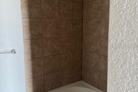 Condominio en venta en Tampa, Florida, 1 dormitorio, 72.46 m2 № 2227142 - foto 11