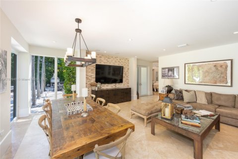 Casa en venta en Key Biscayne, Florida, 6 dormitorios, 541.25 m2 № 1699128 - foto 14