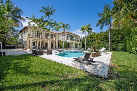 Casa en venta en Key Biscayne, Florida, 6 dormitorios, 541.25 m2 № 1699128 - foto 1