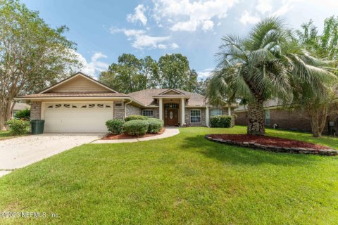 House in Fleming Island, Florida 4 bedrooms, 194.82 sq.m. № 772245 - photo 1