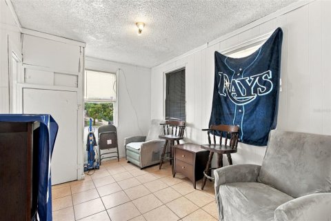 Commercial property in Tampa, Florida 8 bedrooms, 491.27 sq.m. № 2383710 - photo 27