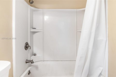 Touwnhouse à louer à Sunrise, Floride: 3 chambres, 157.93 m2 № 2000038 - photo 26