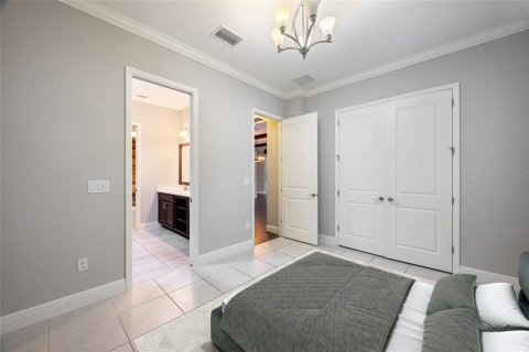 Villa ou maison à vendre à Brandon, Floride: 6 chambres, 397.71 m2 № 1875824 - photo 7