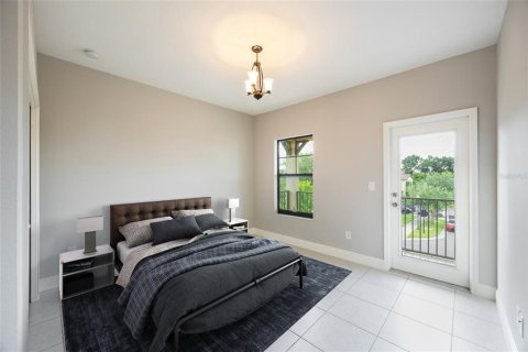 Villa ou maison à vendre à Brandon, Floride: 6 chambres, 397.71 m2 № 1875824 - photo 25