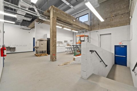 Propiedad comercial en venta en Medley, Florida № 2021833 - foto 23