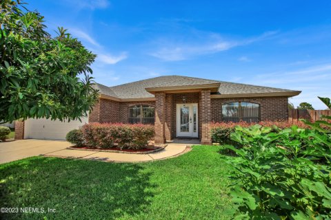 House in Orange Park, Florida 3 bedrooms, 181.62 sq.m. № 770125 - photo 1