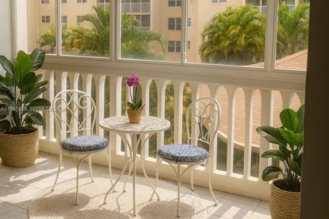 Купить кондоминиум в Халландейл-Бич, Флорида 2 спальни, 101.45м2, № 2026363 - фото 15