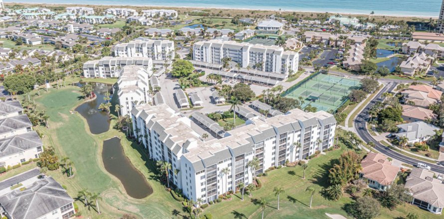 Condominio en Fort Pierce, Florida, 2 dormitorios № 834927
