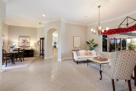 House in Lakewood Ranch, Florida 4 bedrooms, 278.71 sq.m. № 2421960 - photo 12