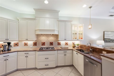 House in Lakewood Ranch, Florida 4 bedrooms, 278.71 sq.m. № 2421960 - photo 19