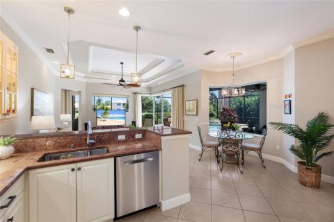 House in Lakewood Ranch, Florida 4 bedrooms, 278.71 sq.m. № 2421960 - photo 21