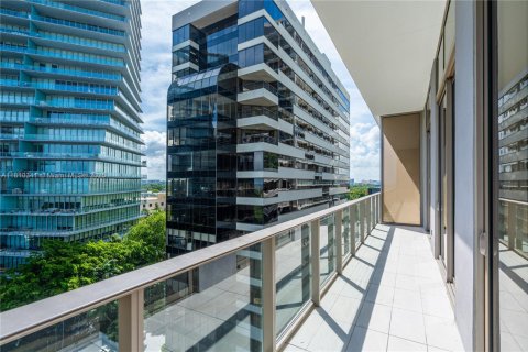 Condominio en venta en Miami, Florida, 2 dormitorios, 94.39 m2 № 1752796 - foto 10