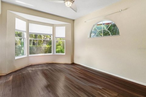 Купить виллу или дом в Юниверсити-Парк, Флорида 9 комнат, 217.3м2, № 2430710 - фото 17