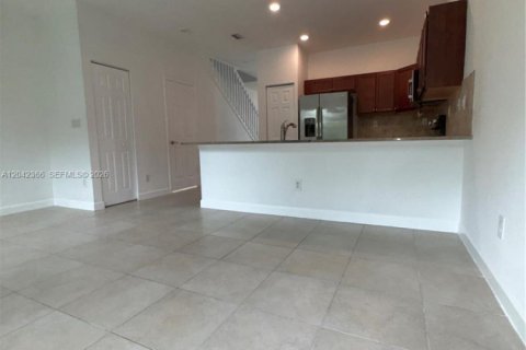Townhouse in West Palm Beach, Florida 3 bedrooms, 139.26 sq.m. № 2184184 - photo 15