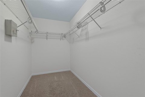 House in Palm Coast, Florida 4 bedrooms, 203.27 sq.m. № 1792726 - photo 29