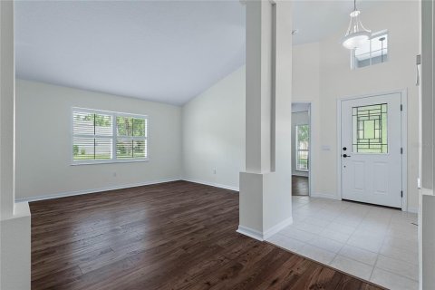 House in Palm Coast, Florida 4 bedrooms, 203.27 sq.m. № 1792726 - photo 19