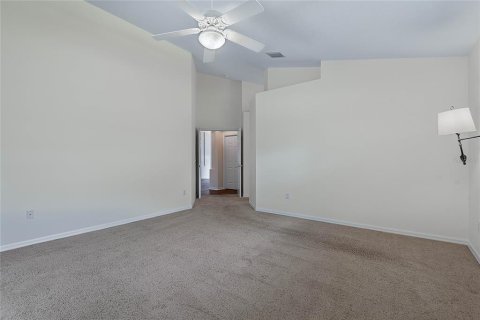 House in Palm Coast, Florida 4 bedrooms, 203.27 sq.m. № 1792726 - photo 25
