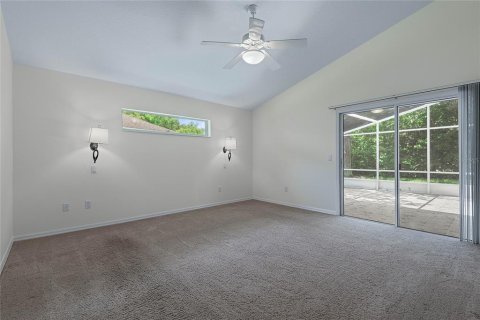 House in Palm Coast, Florida 4 bedrooms, 203.27 sq.m. № 1792726 - photo 23