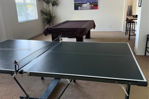 Copropriété à vendre à Fort Lauderdale, Floride: 2 chambres, 139.35 m2 № 1999416 - photo 12