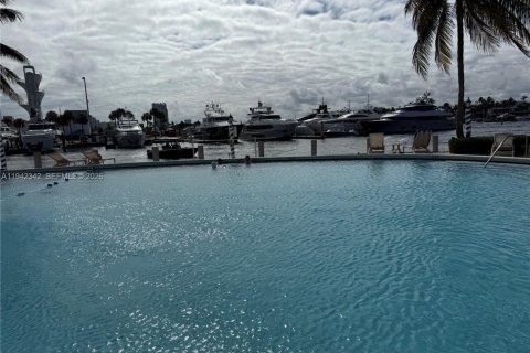 Copropriété à vendre à Fort Lauderdale, Floride: 2 chambres, 139.35 m2 № 1999416 - photo 2