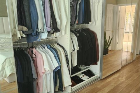 Casa en venta en Boca Raton, Florida, 4 dormitorios, 273.13 m2 № 1976016 - foto 11