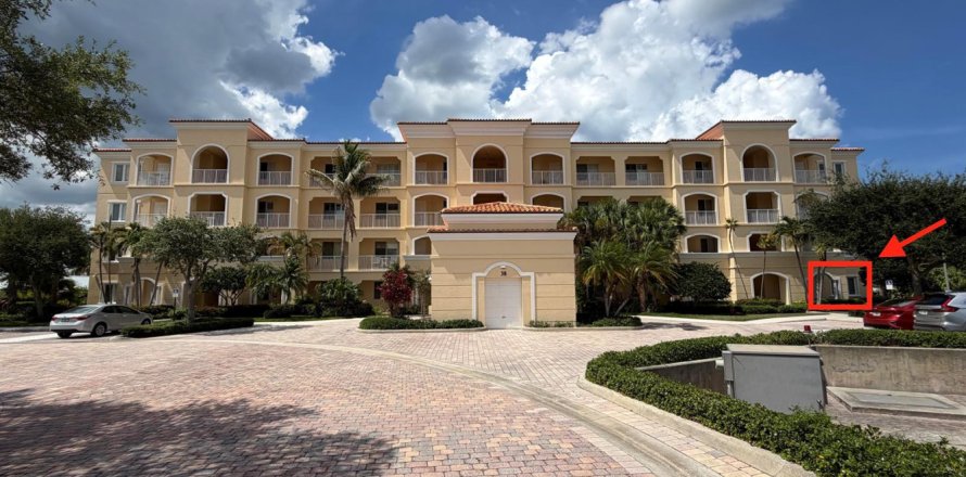 Condo à St. Lucie, Floride, 2 chambres  № 2245887