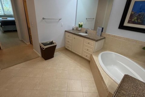 Copropriété à louer à St. Lucie, Floride: 2 chambres, 184.78 m2 № 2245887 - photo 13