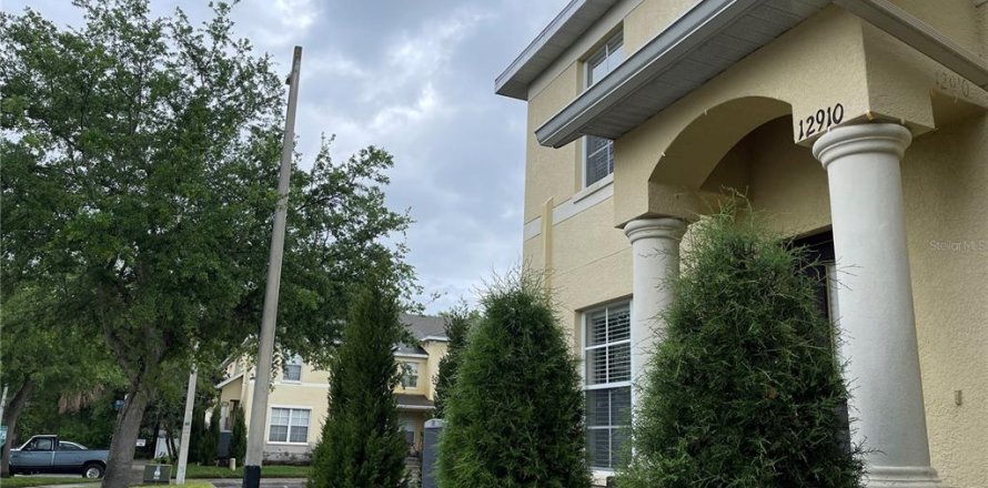 Touwnhouse à Riverview, Floride 3 chambres, 130.81 m2 № 2150071