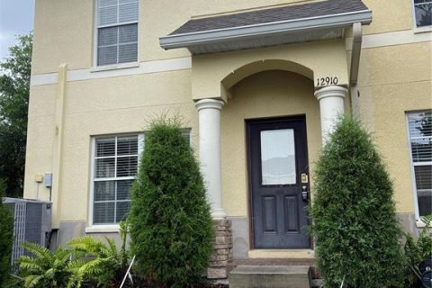 Touwnhouse à louer à Riverview, Floride: 3 chambres, 130.81 m2 № 2150071 - photo 2