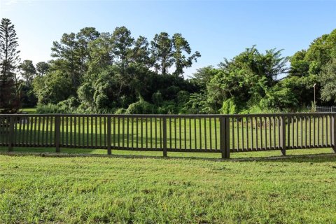 Condo in Altamonte Springs, Florida, 2 bedrooms  № 2376816 - photo 8