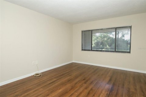 Condo in Altamonte Springs, Florida, 2 bedrooms  № 2376816 - photo 13