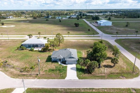 Casa en alquiler en Placida, Florida, 4 dormitorios, 156.17 m2 № 1782488 - foto 3