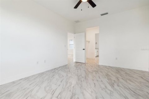 Casa en alquiler en Placida, Florida, 4 dormitorios, 156.17 m2 № 1782488 - foto 9