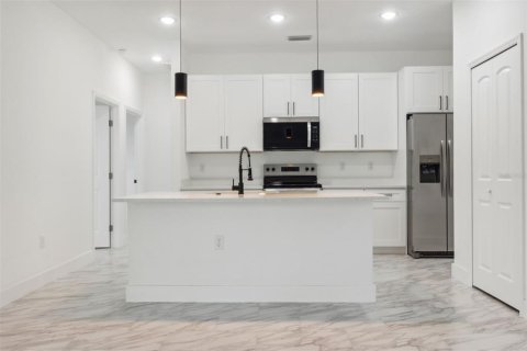 Casa en alquiler en Placida, Florida, 4 dormitorios, 156.17 m2 № 1782488 - foto 6
