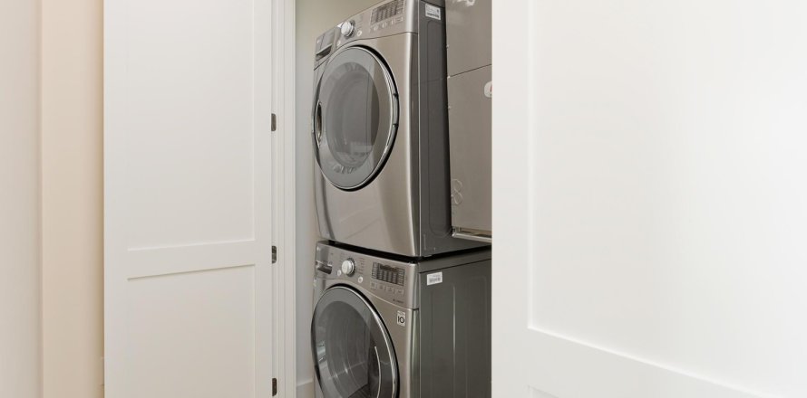 Casa en Wellington, Florida 4 dormitorios, 443.42 m2 № 1154388