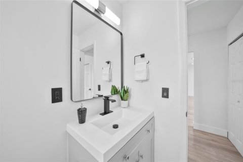 Casa en venta en Port Charlotte, Florida, 2 dormitorios, 118.73 m2 № 1757767 - foto 23