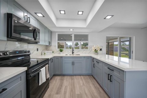 Casa en venta en Port Charlotte, Florida, 2 dormitorios, 118.73 m2 № 1757767 - foto 9
