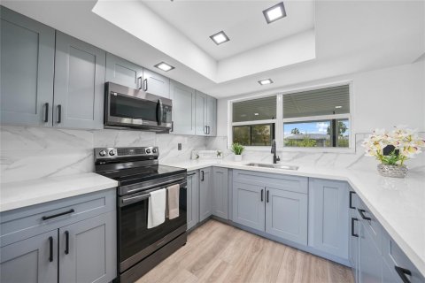 Casa en venta en Port Charlotte, Florida, 2 dormitorios, 118.73 m2 № 1757767 - foto 11