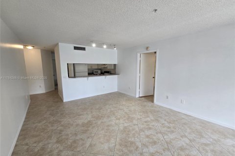 Condominio en venta en Hollywood, Florida, 2 dormitorios, 80.55 m2 № 1860699 - foto 3