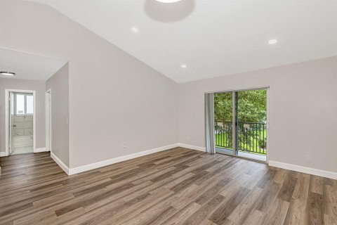 Propiedad comercial en venta en Coral Springs, Florida, 355.91 m2 № 2147073 - foto 30