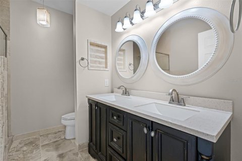 Townhouse in Celebration, Florida 4 bedrooms, 194.35 sq.m. № 1869069 - photo 19