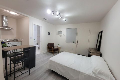 Купить коммерческую недвижимость в Майами, Флорида 206.24м2, № 1947306 - фото 10