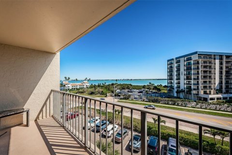 Condo in Clearwater, Florida, 2 bedrooms  № 1539947 - photo 10