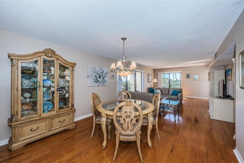 Condo in Clearwater, Florida, 2 bedrooms  № 1539947 - photo 11